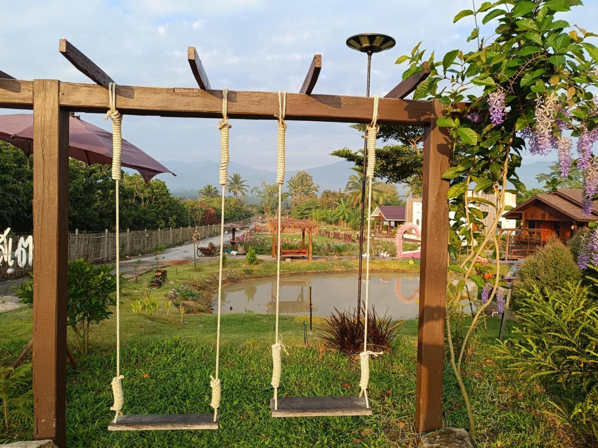 ม่วนใจ๋ปันสุข โฮมสเตย์แอนคาเฟ่ Muanjai Punsuk Homestay And Cafe 촘통 외부 사진